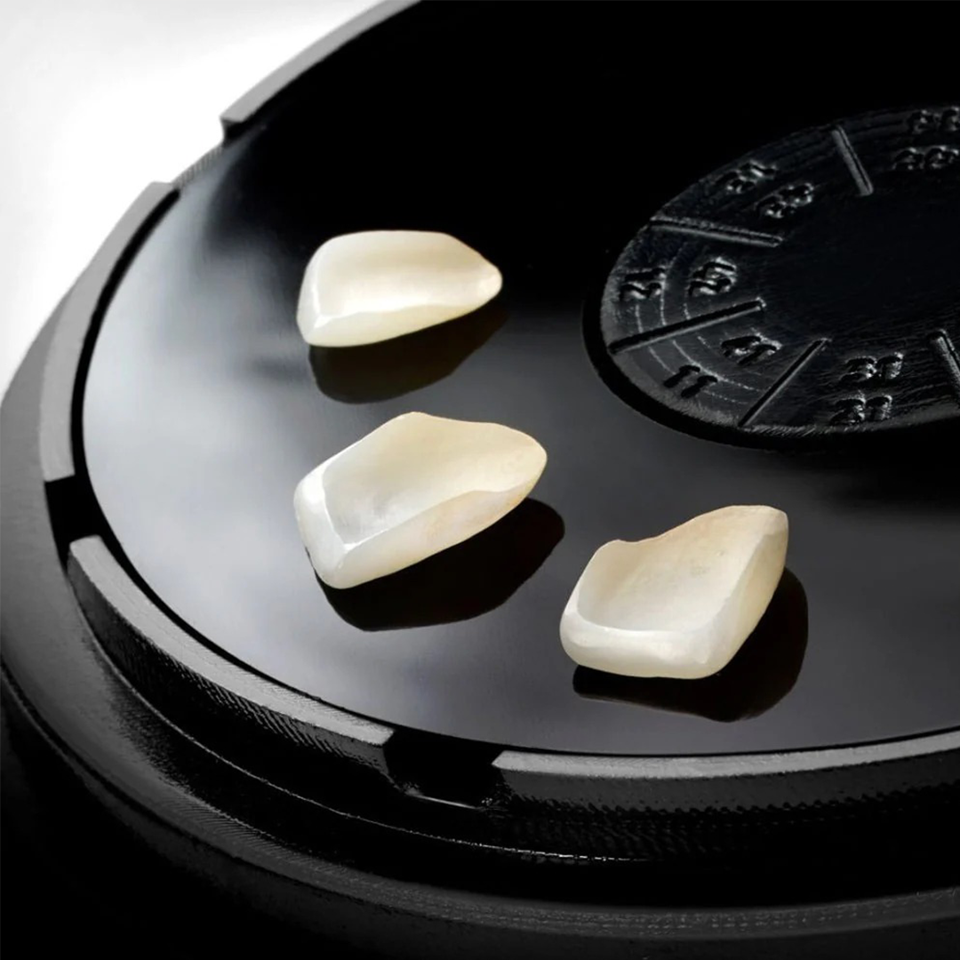 Ultimate Protective Box for Veneers
